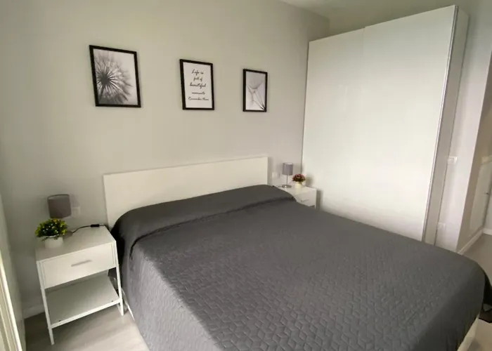 Apartament Terrazzadolcevista - Panoramico Sui Tre Laghi *